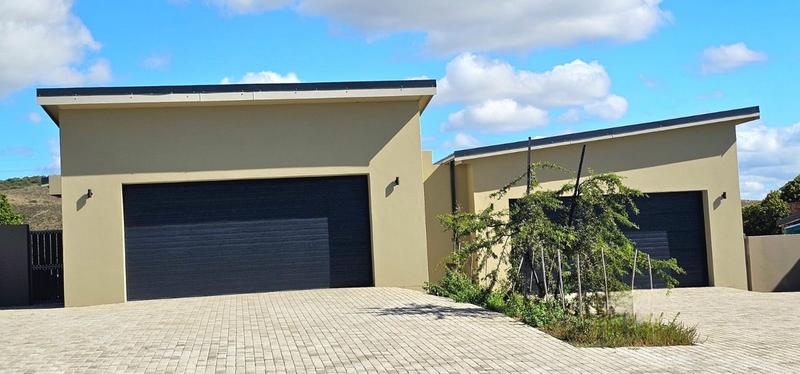 To Let 3 Bedroom Property for Rent in Hartenbos Heuwels Western Cape